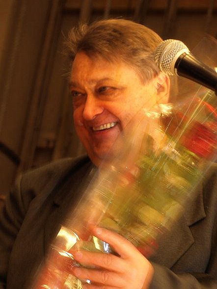 019_Студенты отмечают профессиональный праздник