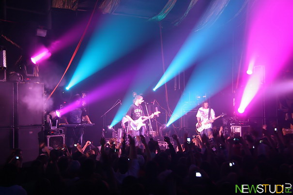 19 - NOIZE MC, 15-03-09, Матрица