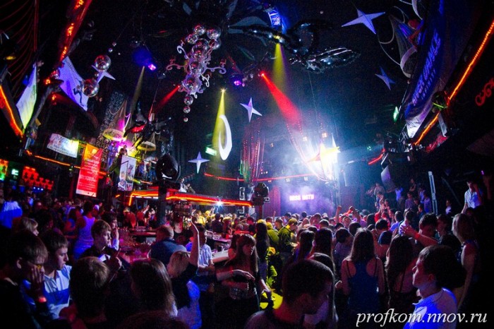 Студенты выбирали красавицу_066