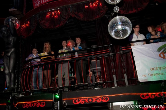 Конкурсантки на сцене Т.Е.А.Т.Р.О_020